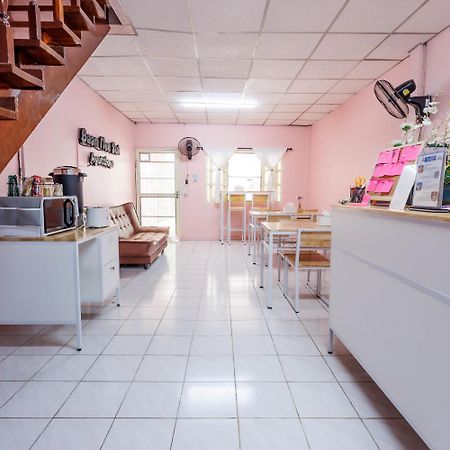 بيت شباب Baan Mee Suk Ayutthaya المظهر الخارجي الصورة